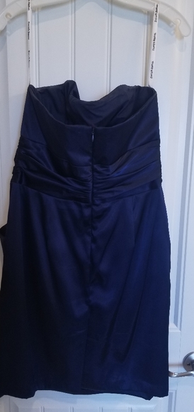 Satin navy dress - Picture 2 of 2